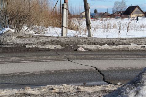 Как Новгородская область борется с дефектами на отремонтированных дорогах